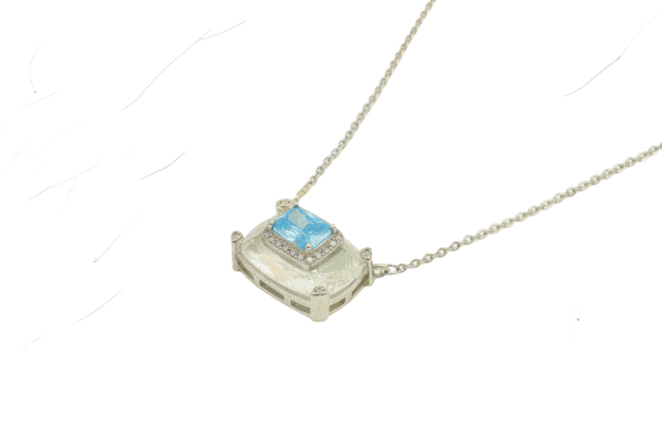 Topaz Necklace0781195